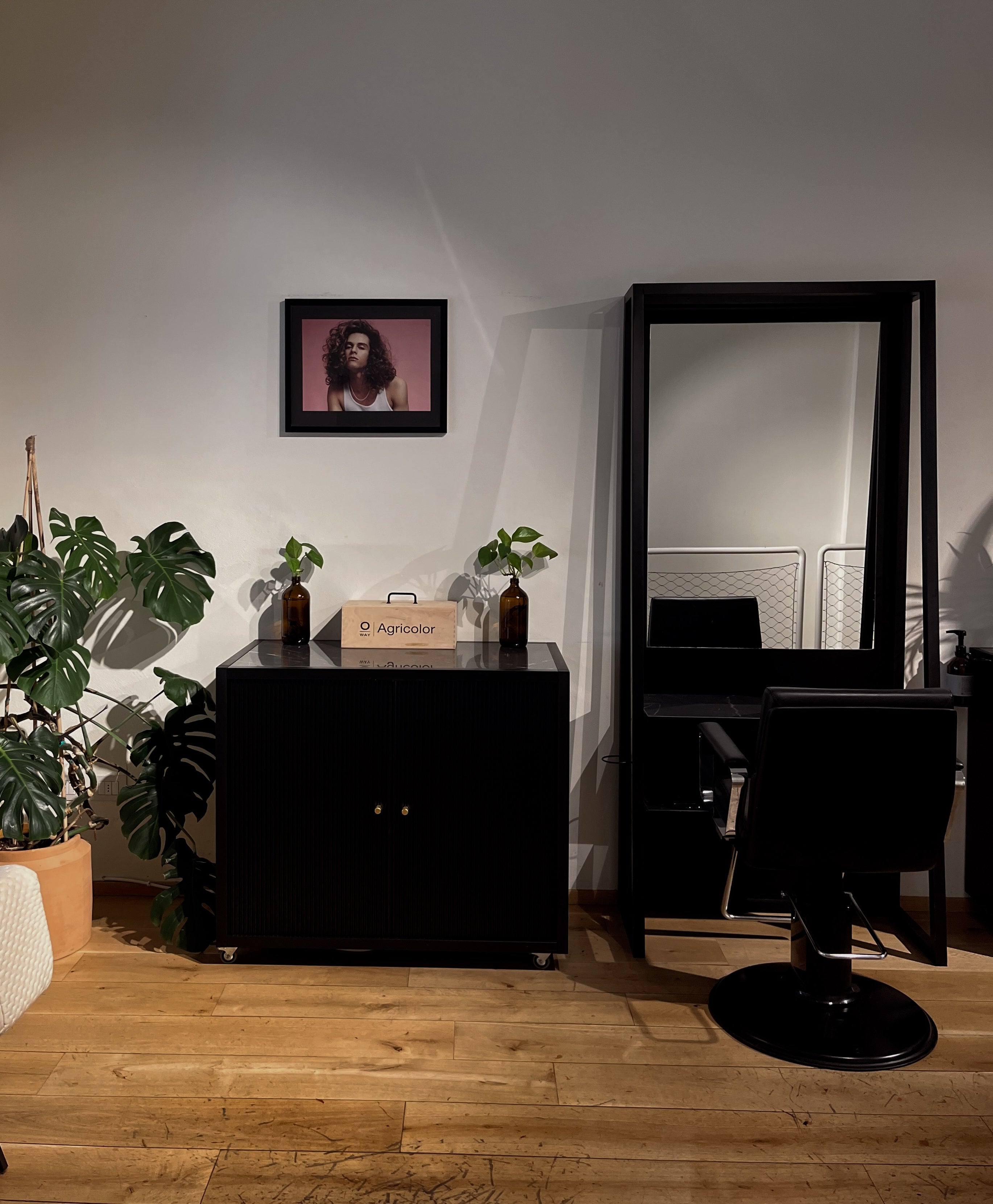 Un salone unico per rituali personalizzati per capelli Oway