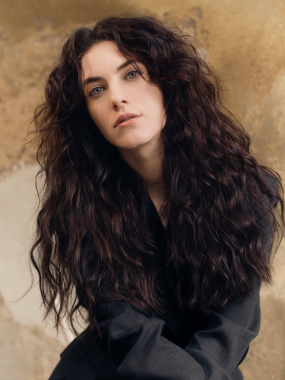 Modella con riccio tipologia wavy